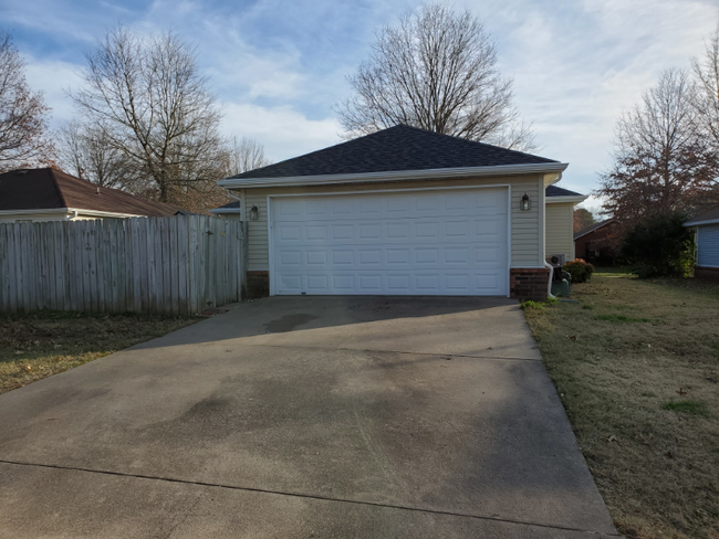 5642 W Fountain St in Fayetteville, AR - Building Photo - Building Photo