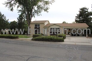 602 Pioneer Ave in Sandy, UT - Building Photo