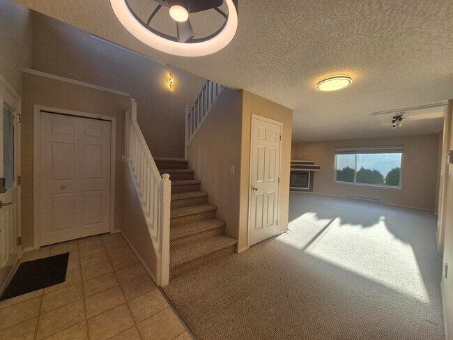 6700 Acreman Pl in Sooke, BC - Building Photo - Building Photo