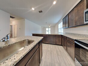 4450 Horse Creek Ln in Lakeland, FL - Building Photo - Building Photo