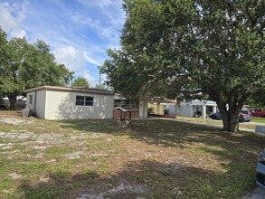 520 Thomas Ave in Frostproof, FL - Building Photo - Building Photo