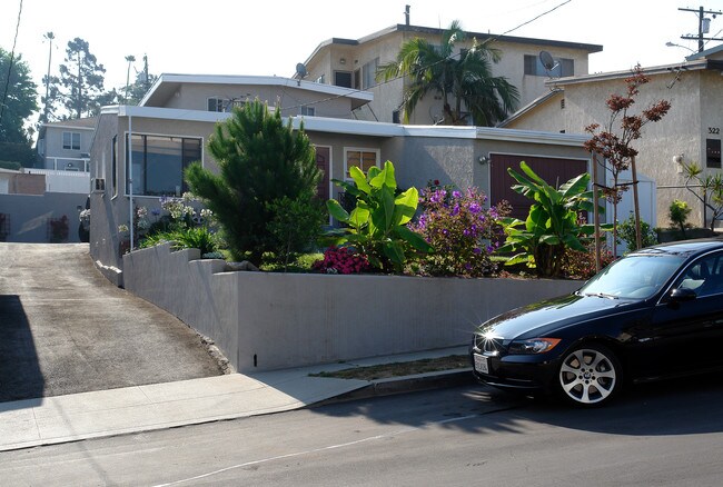 326 Sierra St in El Segundo, CA - Building Photo - Building Photo