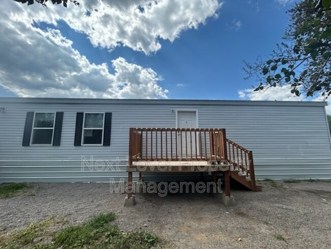 2115 U.S. Hwy 2 E in Kalispell, MT - Building Photo - Building Photo