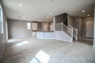 1417 Overseer Ave in Henderson, NV - Building Photo - Building Photo