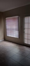 710 4th Ave NW in Largo, FL - Building Photo - Building Photo