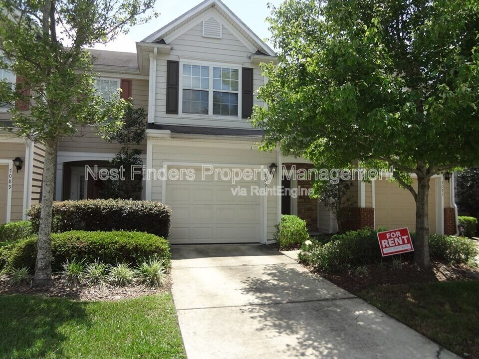 7091 Stonelion Cir in Jacksonville, FL - Building Photo