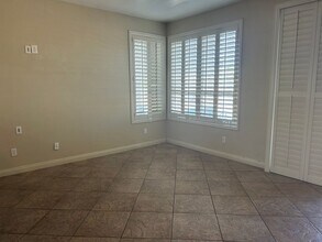 2624 Ridgewater Cir in Henderson, NV - Building Photo - Building Photo