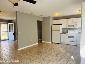 217 Manth Ave in Cocoa, FL - Building Photo - Building Photo