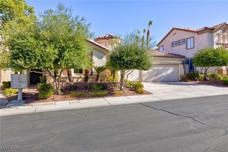 1204 Martini Dr in Henderson, NV - Building Photo - Building Photo