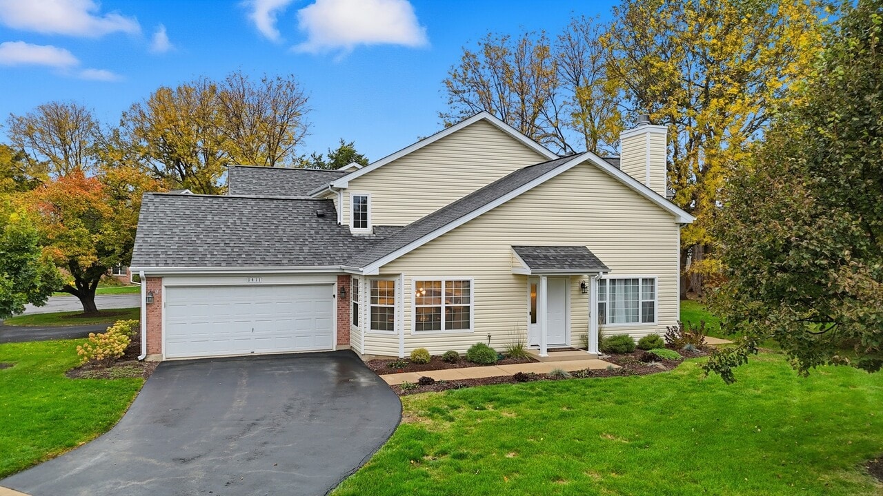 1411 Clybourne St in Batavia, IL - Building Photo