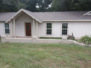 1201 Sarah Dr in Semmes, AL - Building Photo - Building Photo