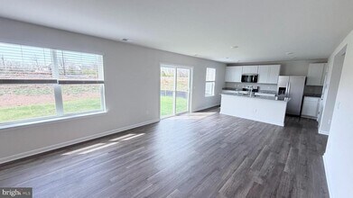 107 Dinges St in Stephens City, VA - Building Photo - Building Photo