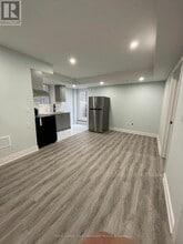 306 Cedar Hedge Rd in Milton, ON - Building Photo - Building Photo