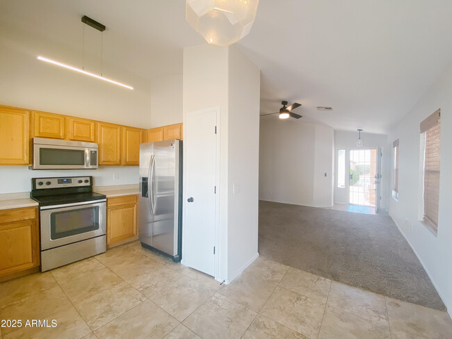 14888 W Acapulco Ln in Surprise, AZ - Building Photo - Building Photo
