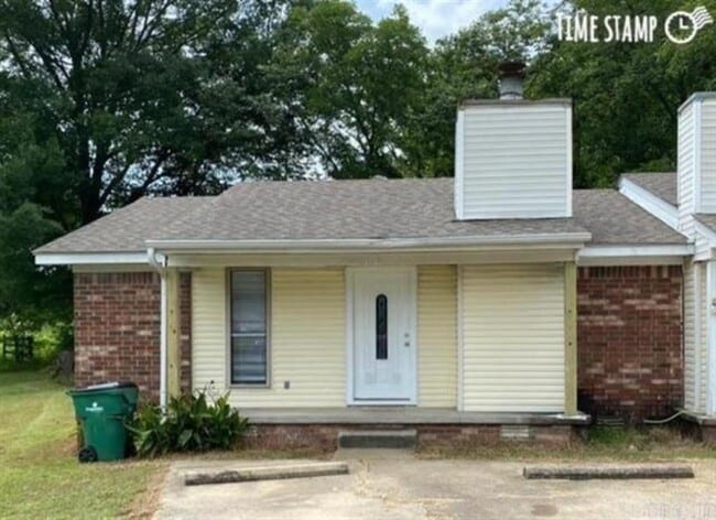 property at 109 N Park St