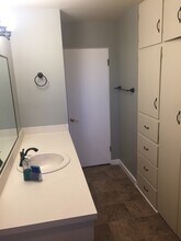 3882 N Hartford Dr in Saginaw, MI - Building Photo - Building Photo