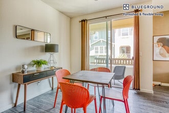 2073 Kiwi Walkway in San Jose, CA - Building Photo - Building Photo