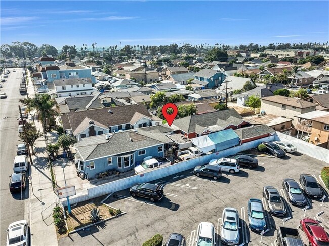 127 S Townsend Ave in Los Angeles, CA - Building Photo - Building Photo