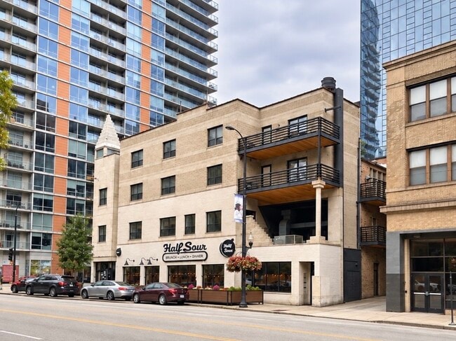 property at 751 S Clark St