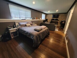 2201 Tracy Ln in Sioux Falls, SD - Foto de edificio - Building Photo