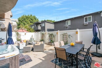 1410 N Curson Ave-Unit -103 in Los Angeles, CA - Building Photo - Building Photo