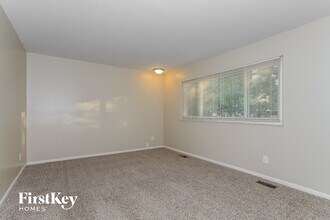 552 Waycross Rd in Cincinnati, OH - Building Photo - Building Photo