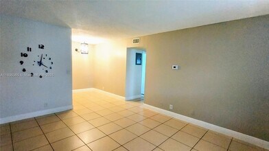 711 NE 2nd Ave in Fort Lauderdale, FL - Building Photo - Building Photo