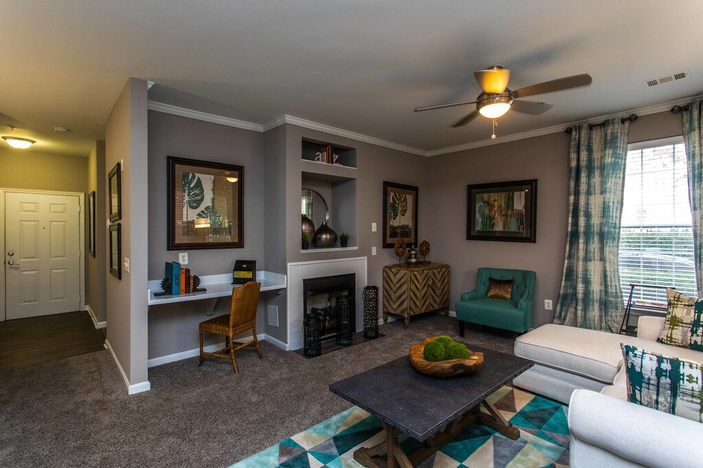 Huntington at King Farm Rockville, MD Apartments