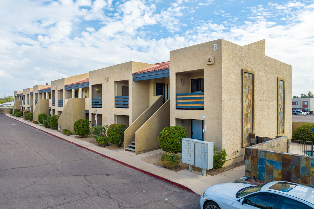 Delano Place in Phoenix, AZ - Foto de edificio