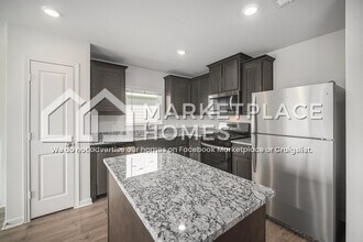 933 Burlington Ave in Fort Worth, TX - Building Photo - Building Photo