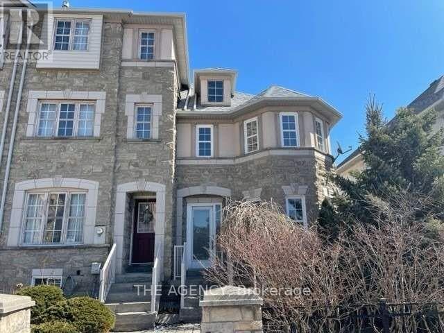 property at 9031 Yonge St