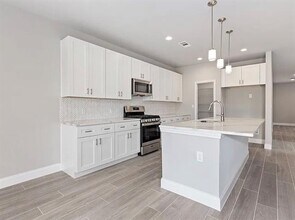 1415 Diceman Ave in Dallas, TX - Building Photo - Building Photo