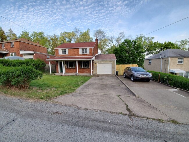 302 Veronica Dr