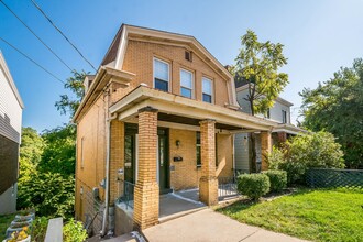 1646 Longmore Ave in Pittsburgh, PA - Building Photo - Building Photo