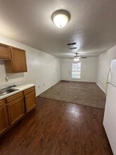 1108 Williams Ave in Cleburne, TX - Building Photo - Building Photo