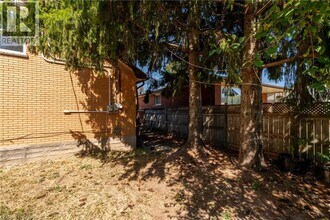 301 Franklin St N in Kitchener, ON - Building Photo - Building Photo