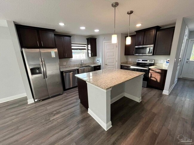 5370 Harmony Ln in Gulf Breeze, FL - Building Photo - Building Photo