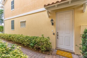 7865 Veronawalk Blvd in Naples, FL - Building Photo - Building Photo