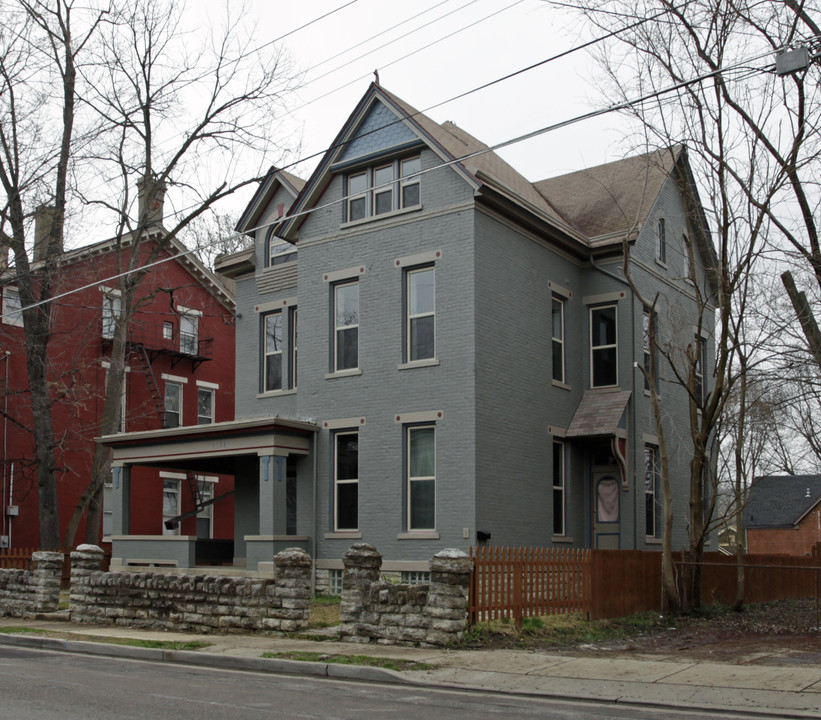 1534 Greenup St in Covington, KY - Foto de edificio