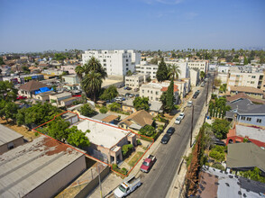 3030 W 12th Plz in Los Angeles, CA - Building Photo - Building Photo