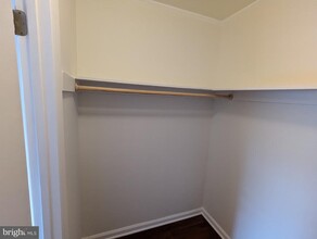 12652 Dara Dr in Woodbridge, VA - Building Photo - Building Photo