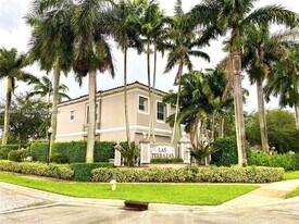 4908 SW 141st Ave in Miramar, FL - Building Photo