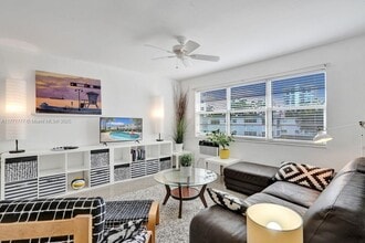 624 Orton Ave in Fort Lauderdale, FL - Building Photo - Building Photo