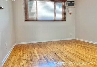1227 11th St in Santa Monica, CA - Foto de edificio - Building Photo