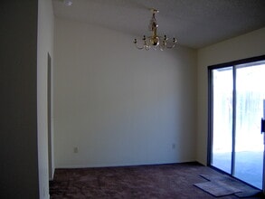 209 Deborah Ct in Riverside, CA - Building Photo - Building Photo