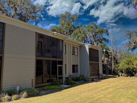 306 Palm Coast Pkwy NE in Palm Coast, FL - Building Photo