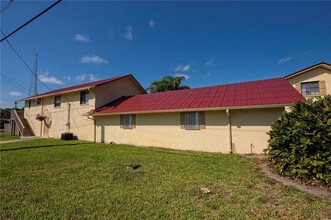 1970 SE Salerno Rd in Stuart, FL - Building Photo - Building Photo