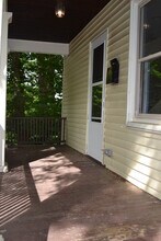 2115 Hollister Ave in Scranton, PA - Foto de edificio - Building Photo