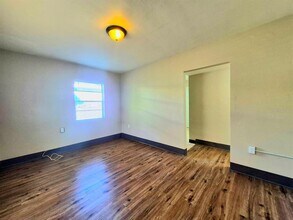 1725 W Arch St in Tampa, FL - Building Photo - Building Photo