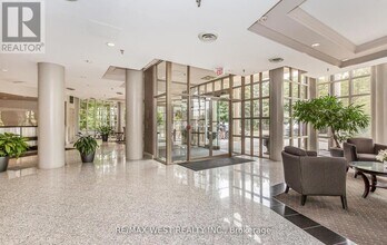 50 Eglinton Ave W in Mississauga, ON - Building Photo - Building Photo